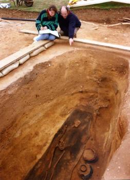 Sutton Hoo Mound 17; Annette Roe